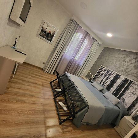 Illuvia 2 Affitta Camere コルナレード エクステリア 写真