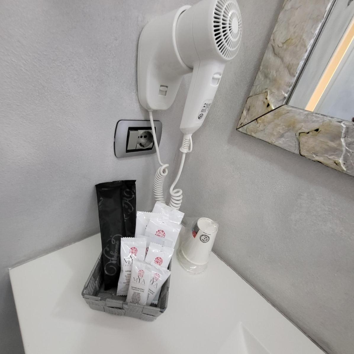 Illuvia 2 Affitta Camere コルナレード エクステリア 写真