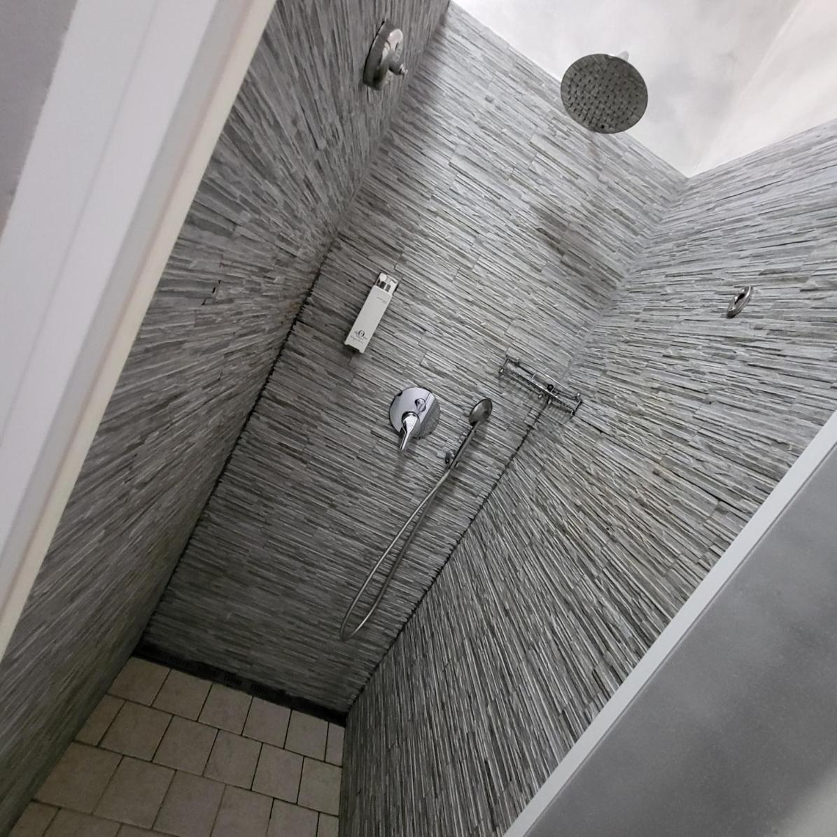 Illuvia 2 Affitta Camere コルナレード エクステリア 写真