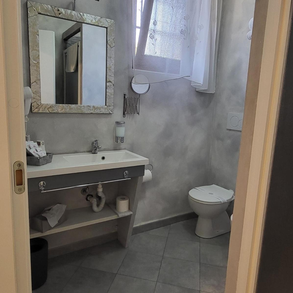 Illuvia 2 Affitta Camere コルナレード エクステリア 写真